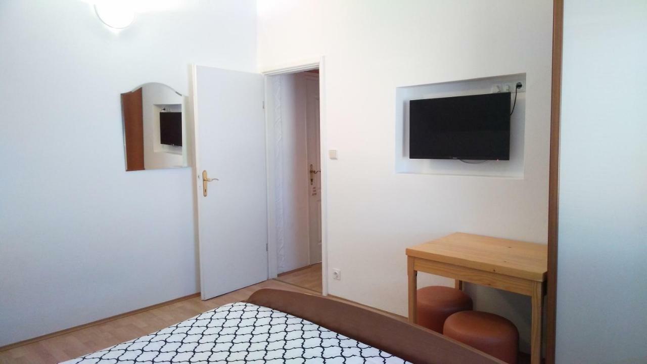 Guest House Kolic Dreznik Grad Luaran gambar