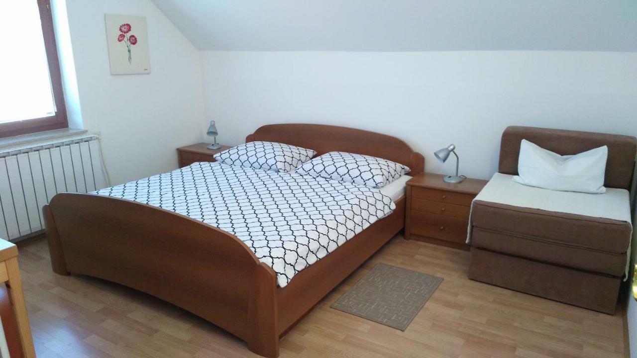 Guest House Kolic Dreznik Grad Luaran gambar